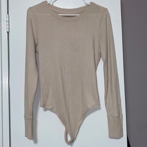 Worn once! Sweater body suit Size M from Abercrombie‎